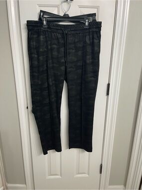 Liverpool women’s Camouflage Jogger Pants - Drawstring Waist